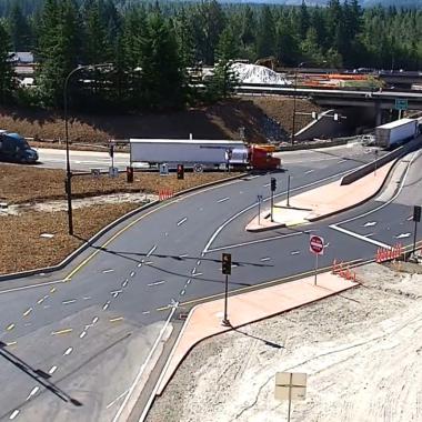 Vehciles move through the I-90/SR 18 diverging diamond interchange
