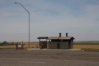 Photo of Alpowa Summit safety rest area on westbound SR 12 Photo of Alpowa Summit safety rest area on westbound SR 12