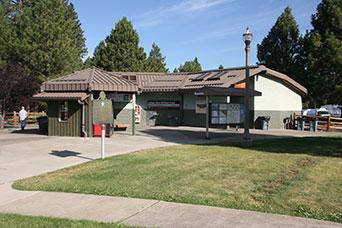 Photo of Indian John Hill safety rest area on eastbound I-90 Photo of Indian John Hill safety rest area on eastbound I-90