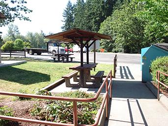 Photo of Maytown safety rest area on southbound I-5 Photo of Maytown safety rest area on southbound I-5