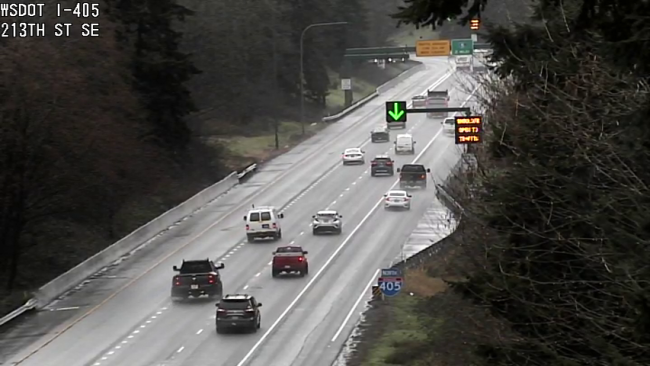Image of Interstate 405 with part-time shoulder.